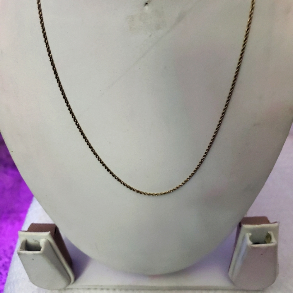 Stainless steel gold tone chain 20in
